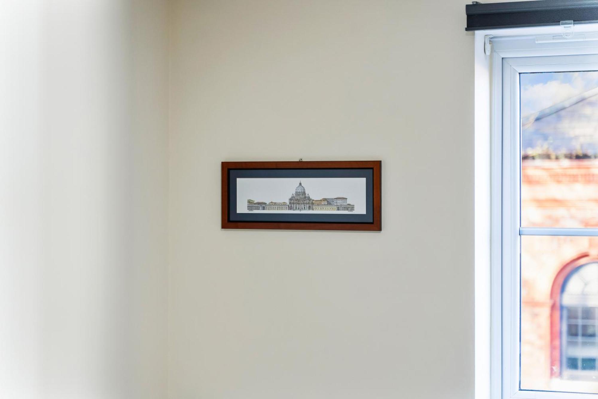 Balmoral Court -sleeps 6 -free Parking With Workstation & High-speed Wifi * Birmingham